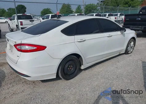 2013 Ford Fusion Se z USA, uszkodzony, nr VIN 3FA6P0H79DR185216